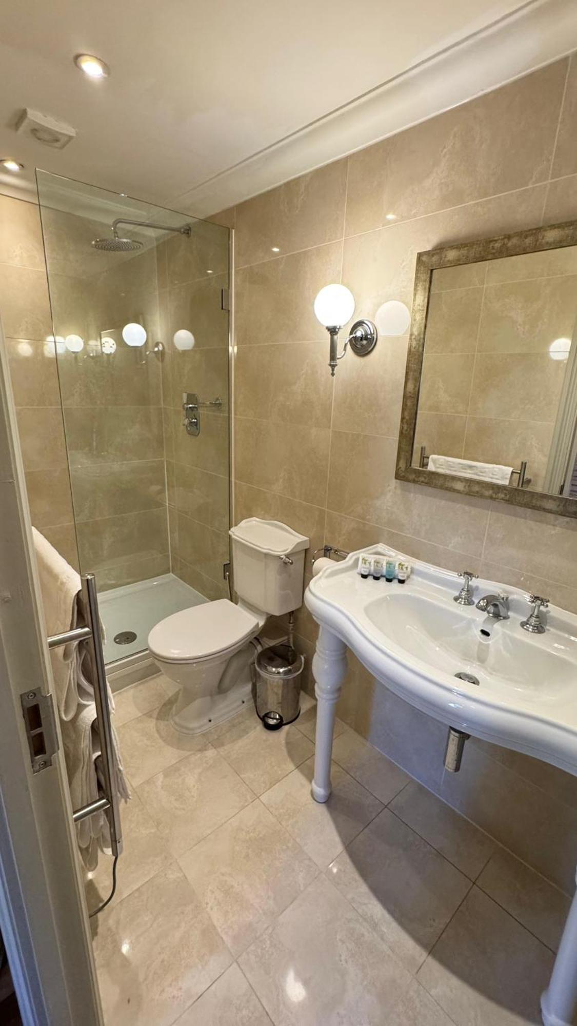 Hotel No64 The Boutique 4*
